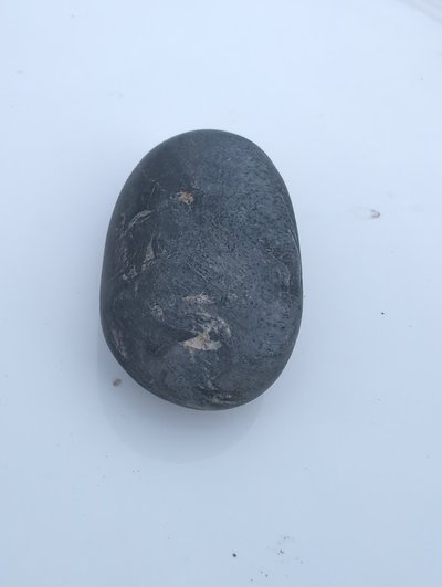 Smooth stone — photo 2